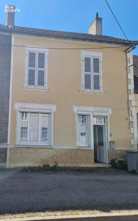 Maison à VARENNES-SUR-ALLIER