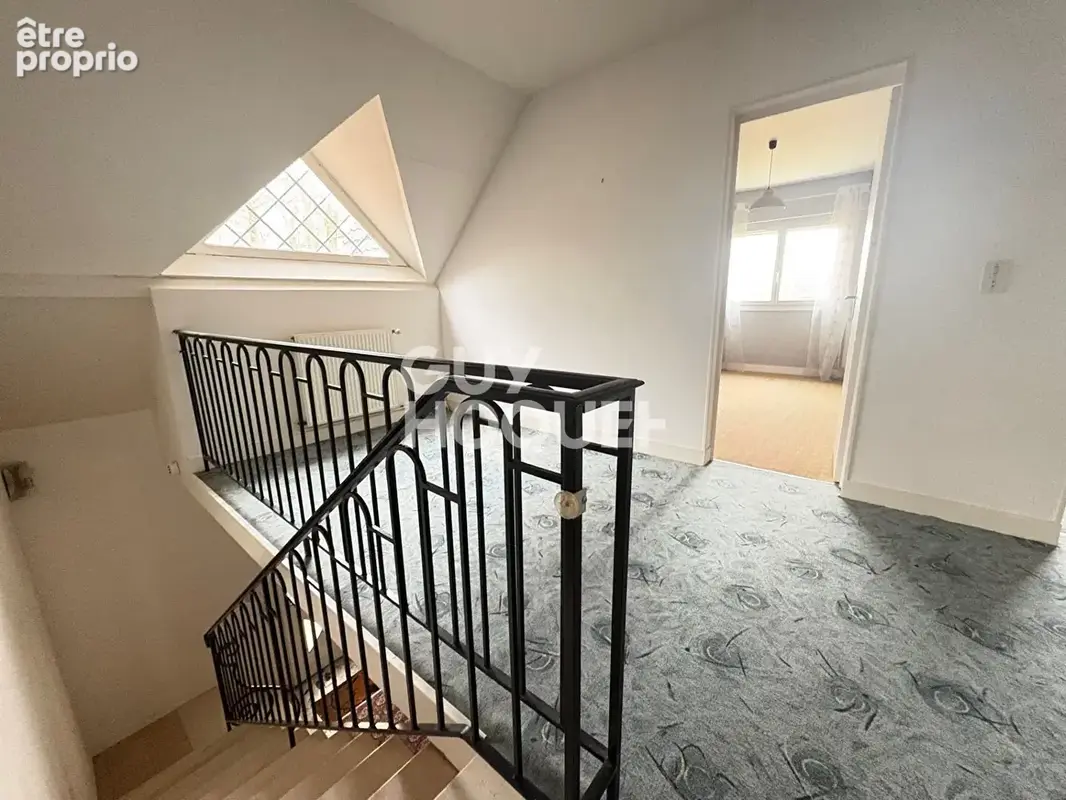 Maison Pullay 7 pièce(s) 185 m2 - photo 8