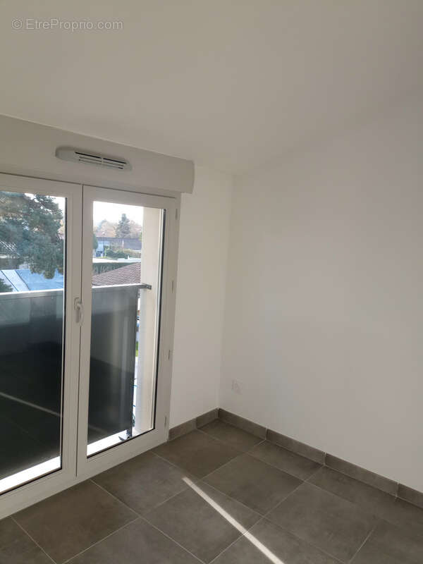 Appartement à BRUGUIERES