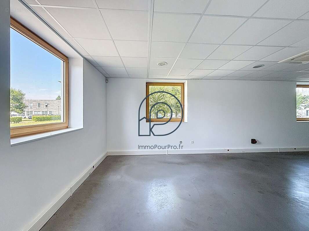 Commerce 356 m² à Villeneuve-D'ascq  - photo 7