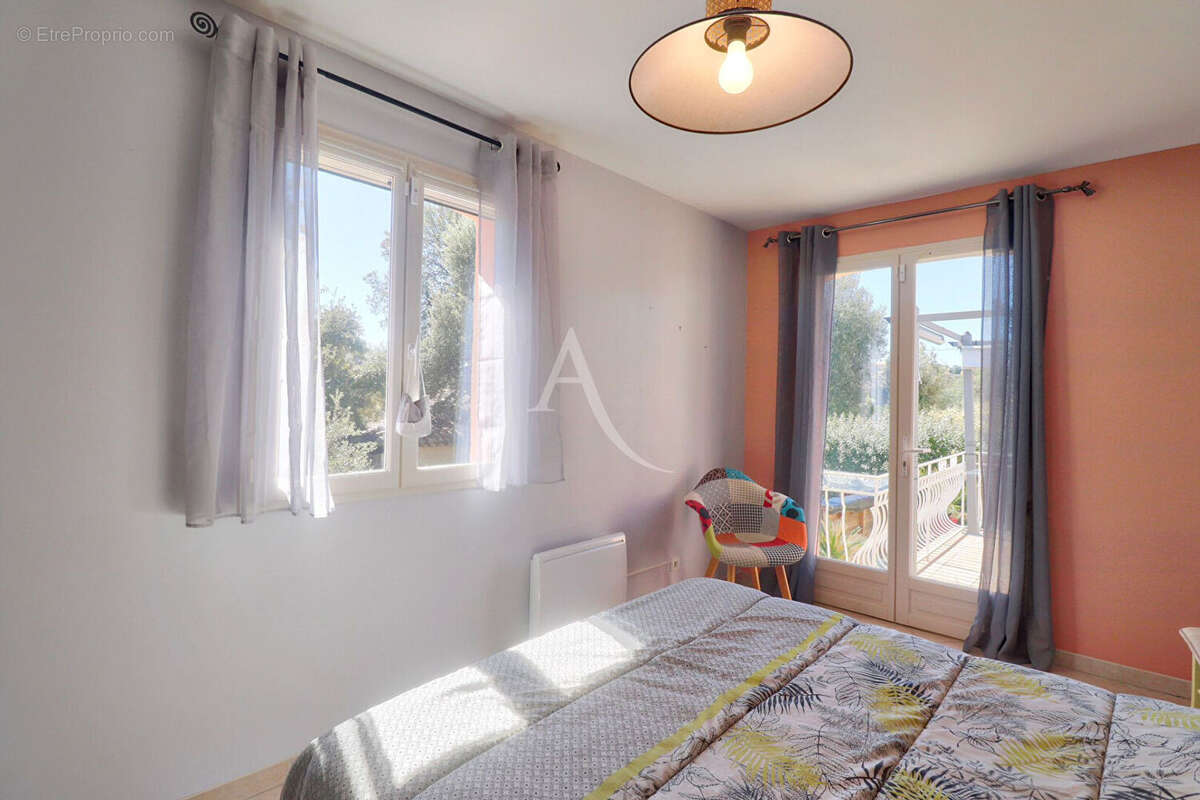 Maison à GINASSERVIS