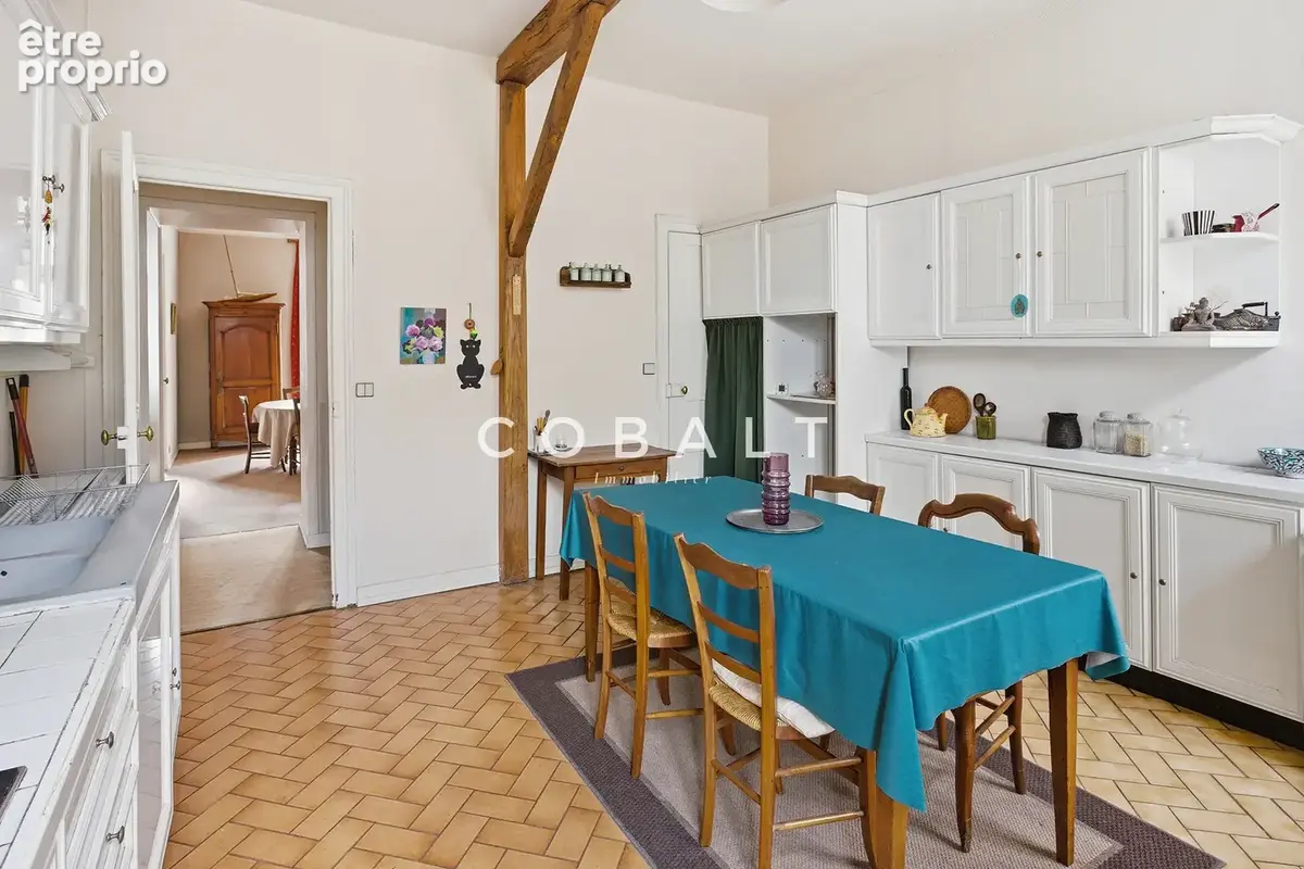 Appartement de charme   Quartier Saint-Mihiel / Talensac   Hauteur sous plafond, volume - photo 9