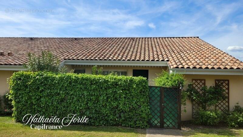 Maison à LES MEES