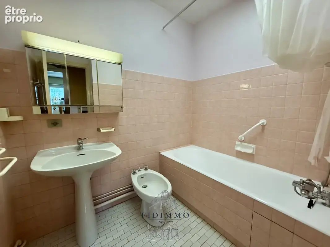 4366 - Appartement au dernier étage avec vue sur Paris - photo 14