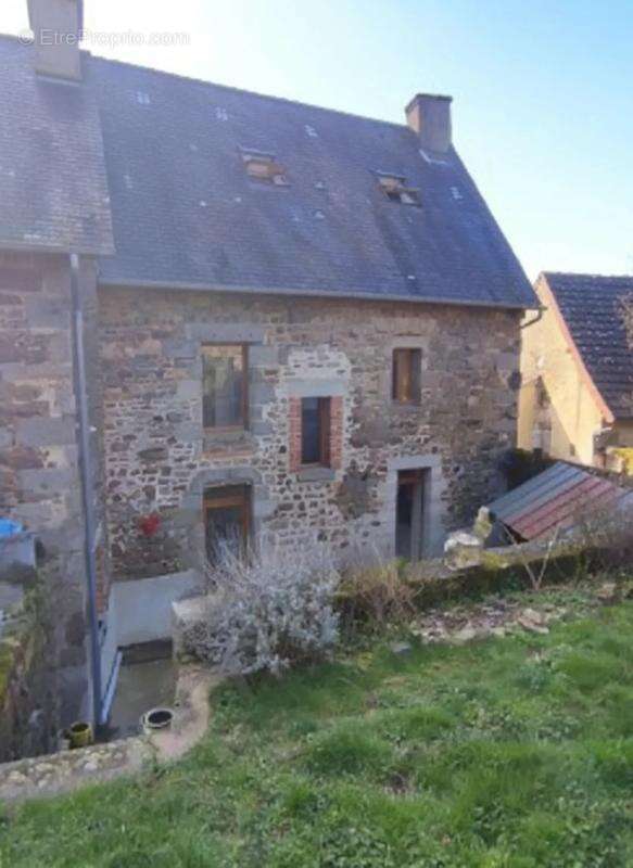 Maison à FELLETIN