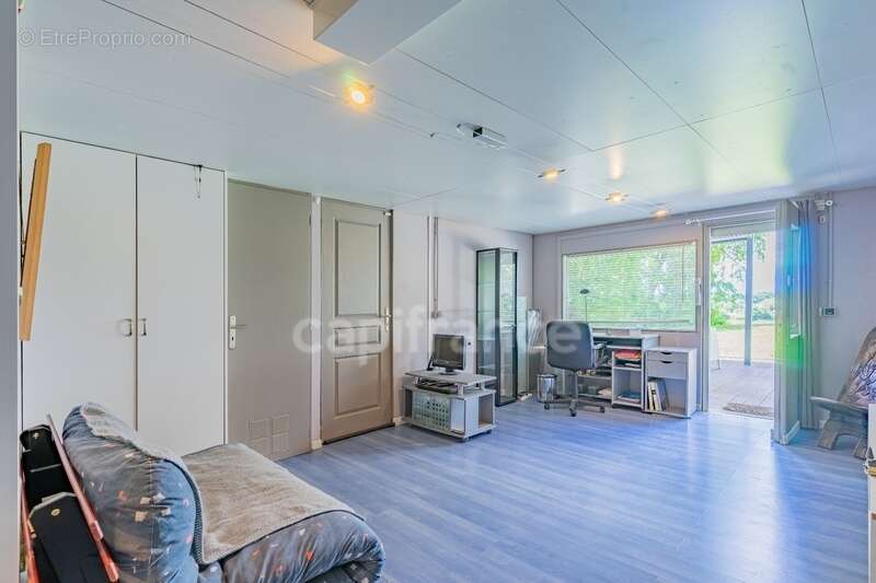 À 5 minutes de la Suisse – Villa de charme avec studio indépendant et vue exceptionnelle - photo 11