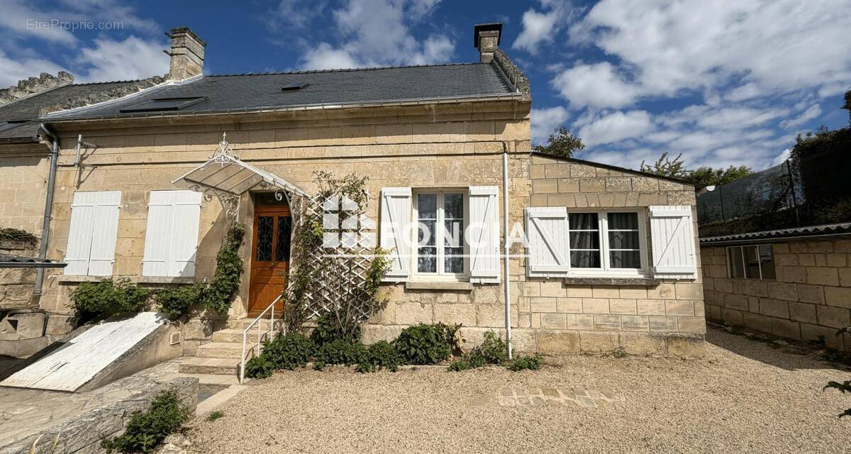 Maison à AMBLENY