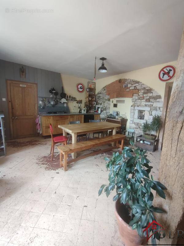 Maison à ANGIREY