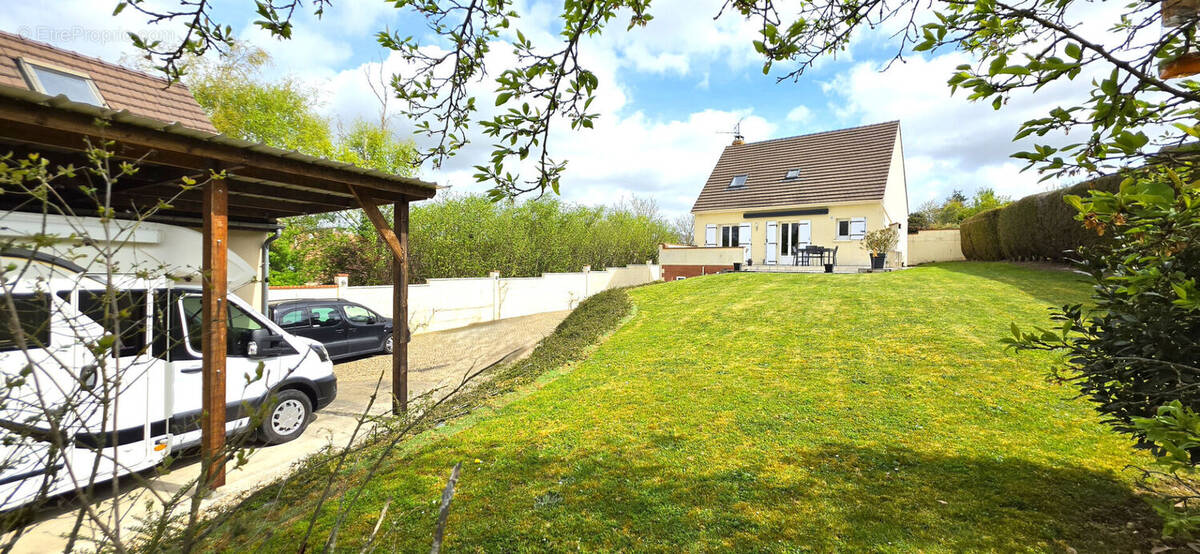 Maison à COMPIEGNE