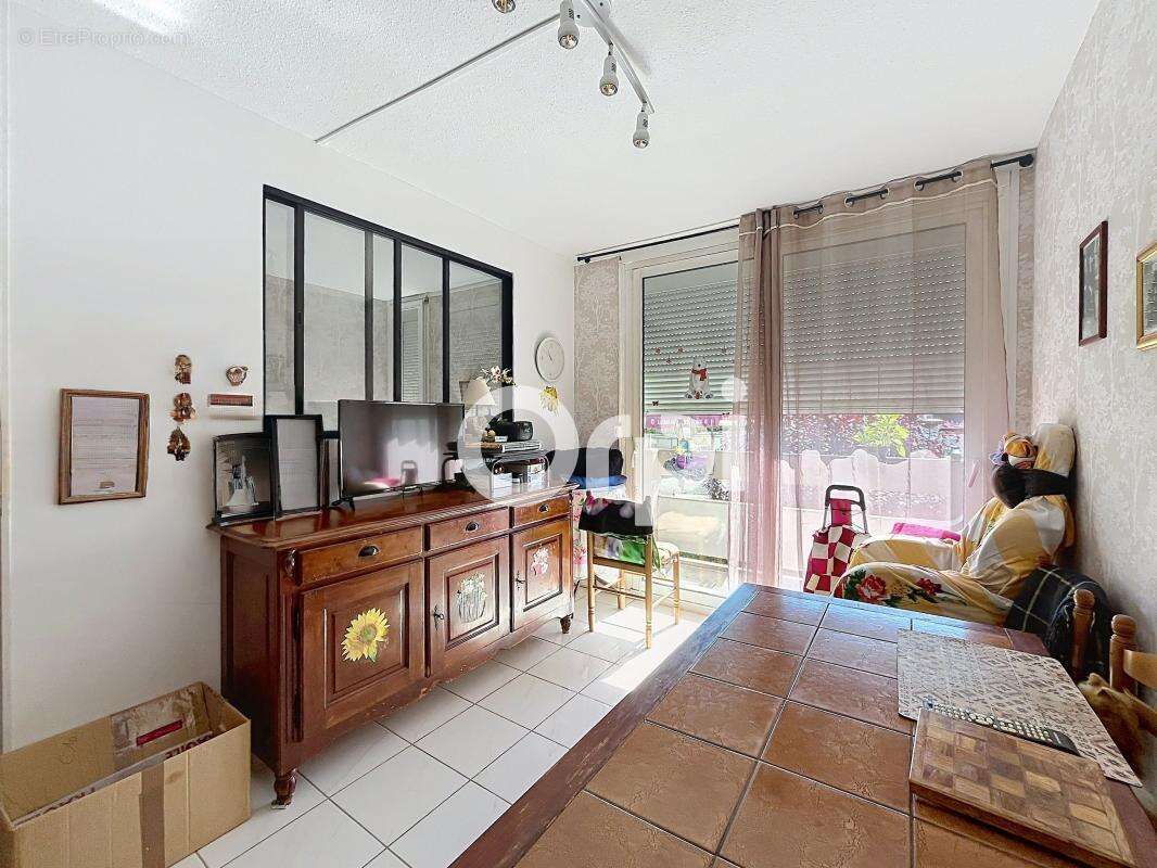 Appartement à BEAUREGARD-DE-TERRASSON