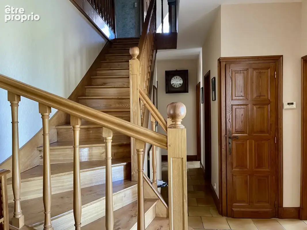 Maison familiale 5 chambres avec dépendance - photo 11