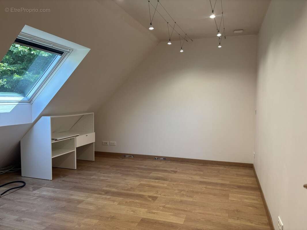 Photo chambre 2 - Maison à GUIGNES