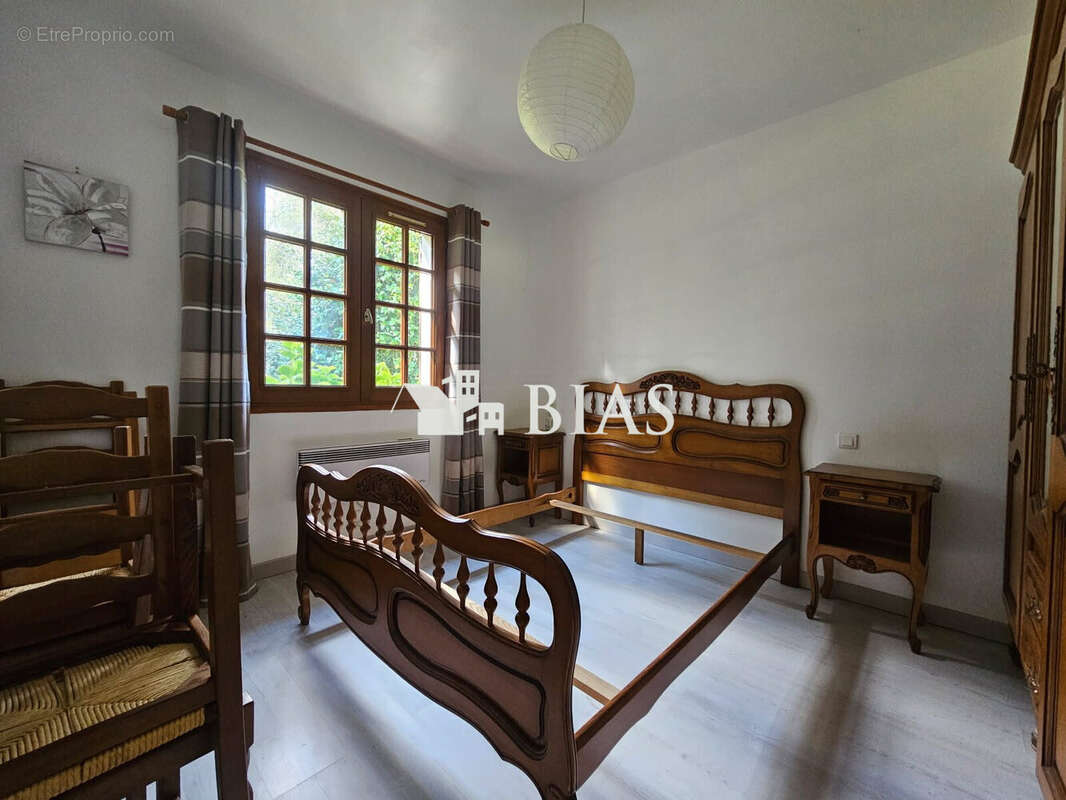 Maison à SAINT-PIERRE-DES-FLEURS