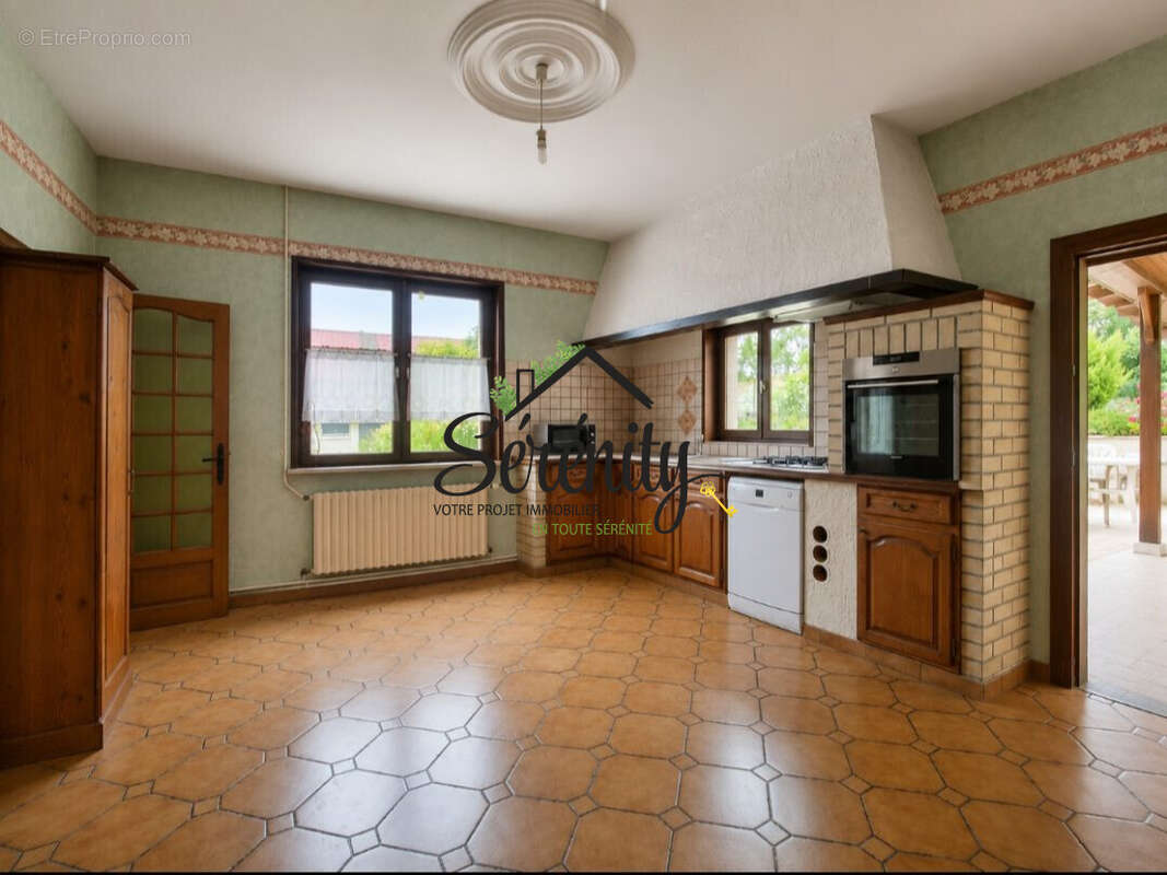 Maison 149 m² à Banteux  - photo 2