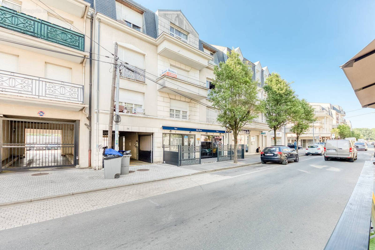 Appartement à PONTAULT-COMBAULT