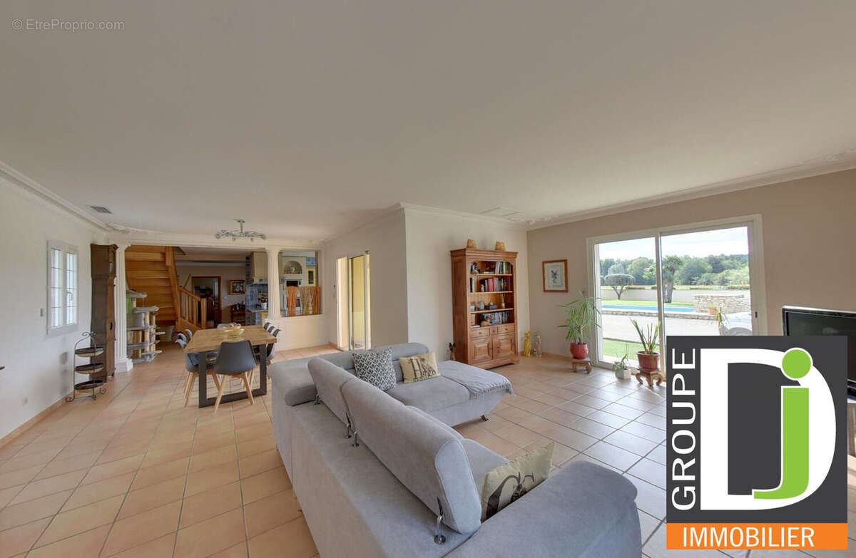 Maison à PORTES-LES-VALENCE