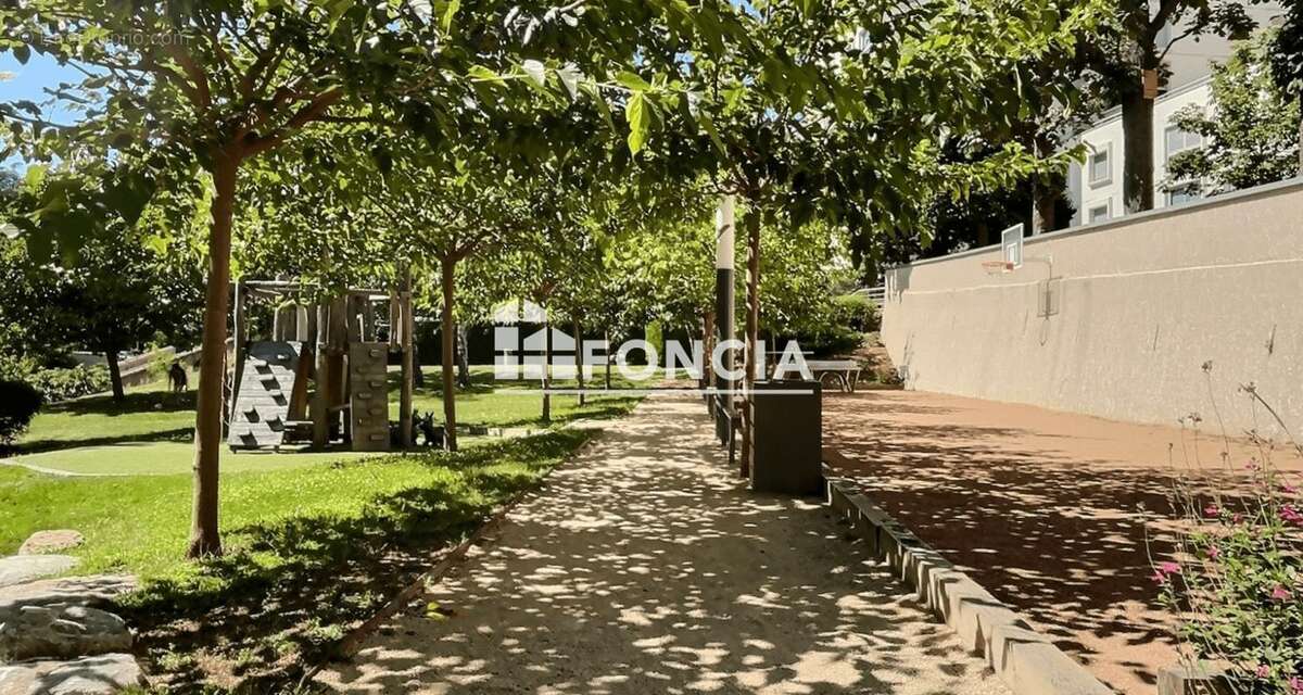 Appartement à LYON-5E