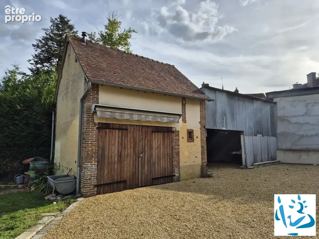 Maison 5 pièces 111 m² à vendre à La Ferriere-Au-Doyen (61380) - photo 2