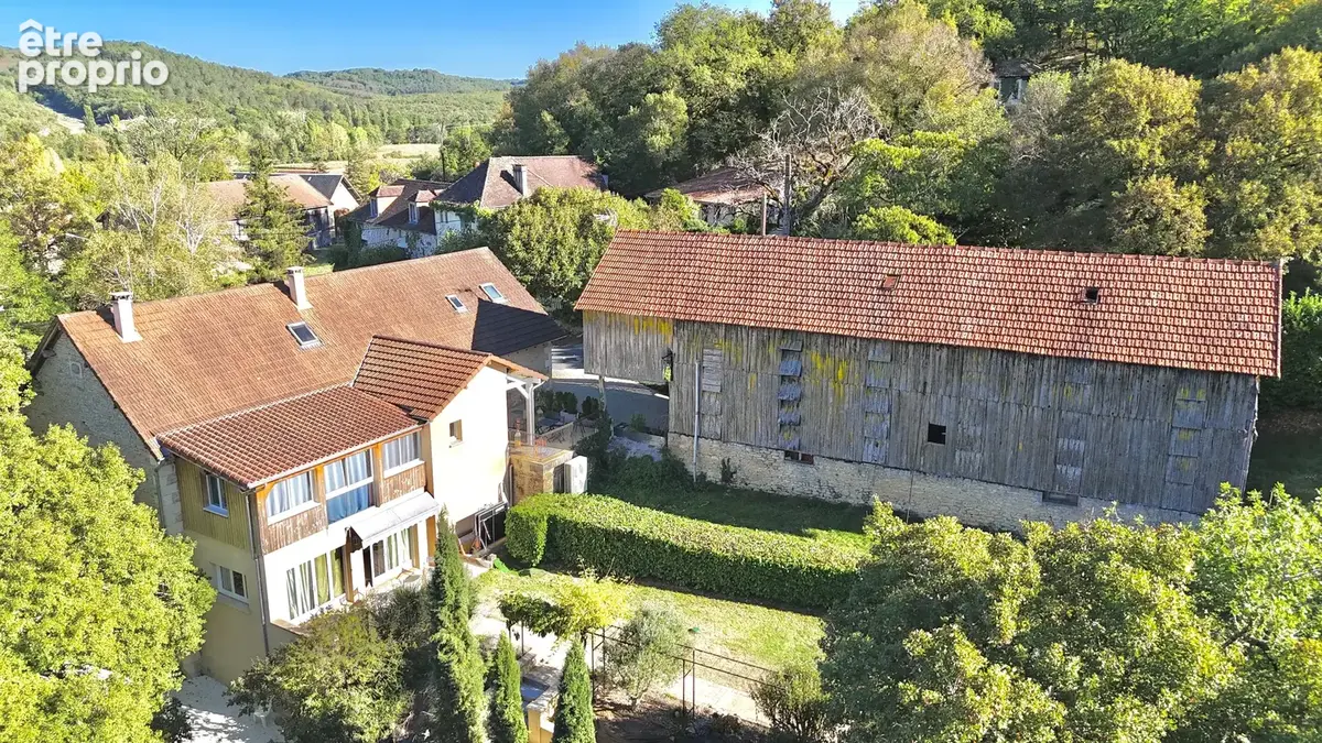 Belle propriété de campagne restaurée avec vues panoramiques et 2,4 hectares - photo 3
