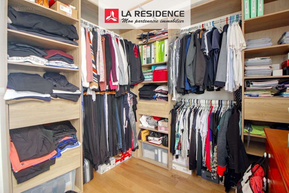 Maison 110 m² à Les Clayes-Sous-Bois  - photo 8