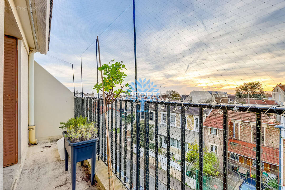 Appartement à FONTENAY-SOUS-BOIS