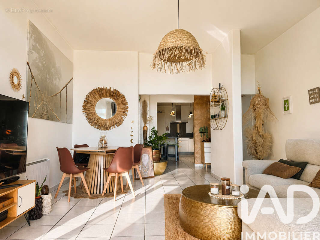 Photo 2 - Appartement à POLLIONNAY