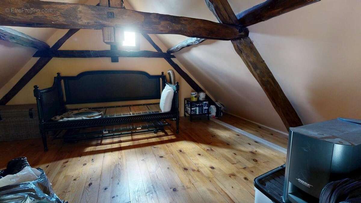 EXCLUSIVITE LABEL PIERRES. L'Élégance Discrète d'une Maison de Village, avec tous commerces - photo 14