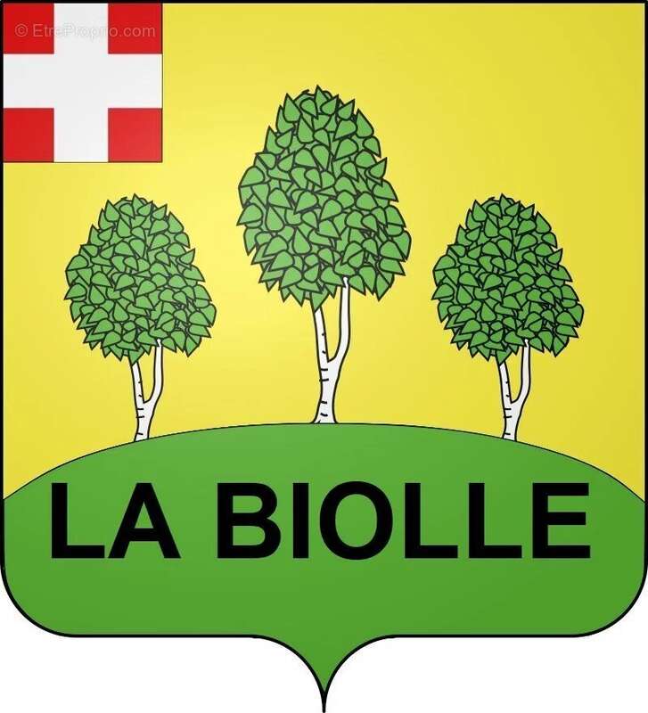 Terrain à LA BIOLLE