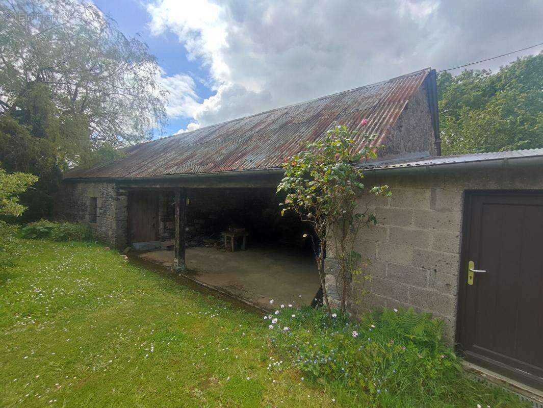 Maison à NOYAL-PONTIVY