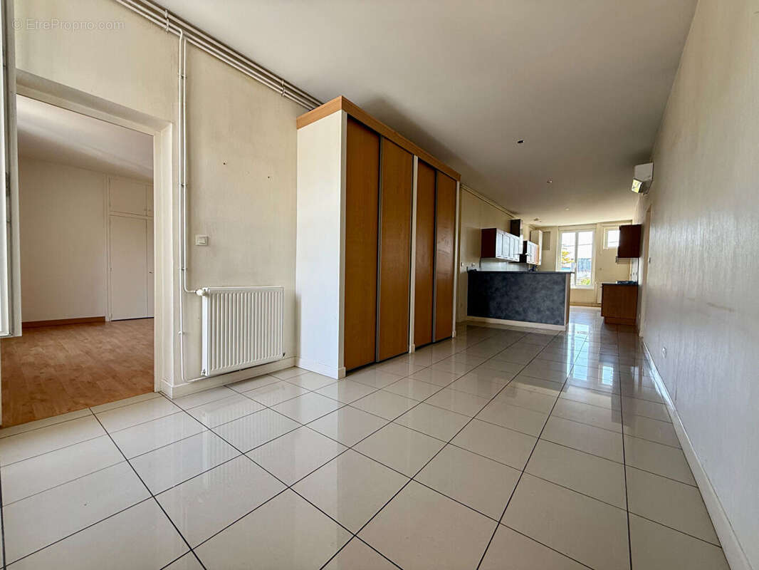 Appartement Montluçon 156 m2 avec garage et cour - photo 7