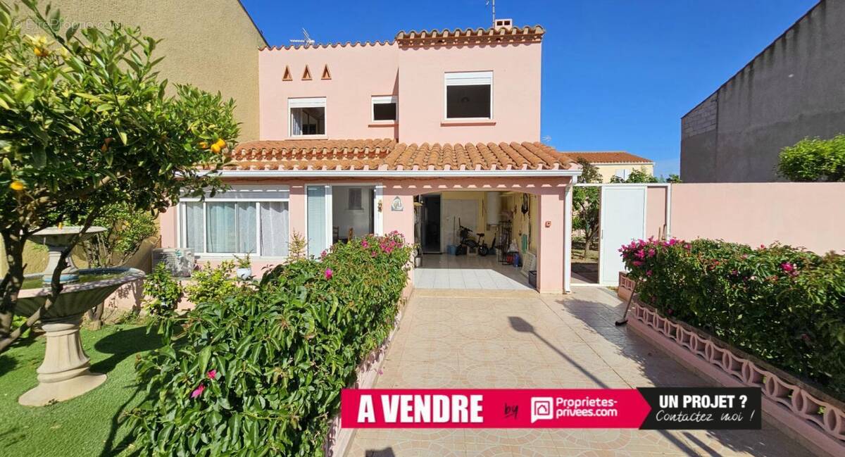 Maison à SAINT-LAURENT-DE-LA-SALANQUE