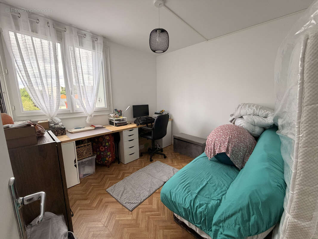 Appartement à ALLONNES