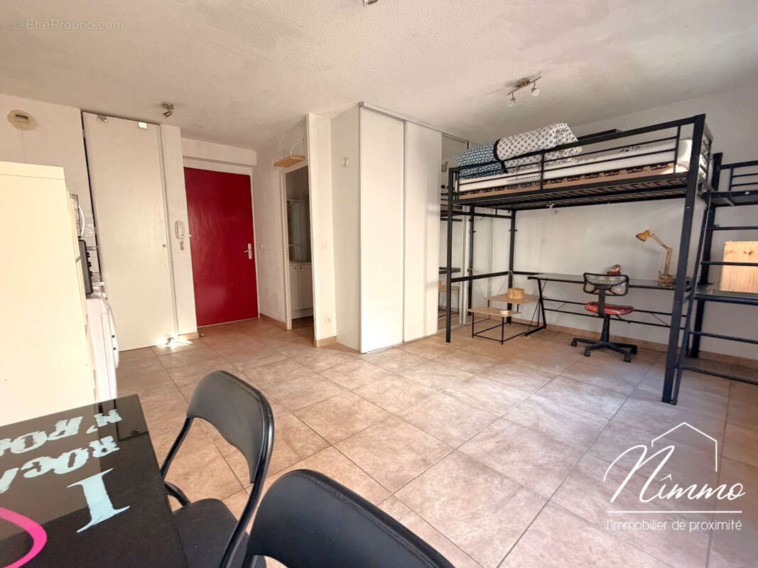 Appartement à NIMES