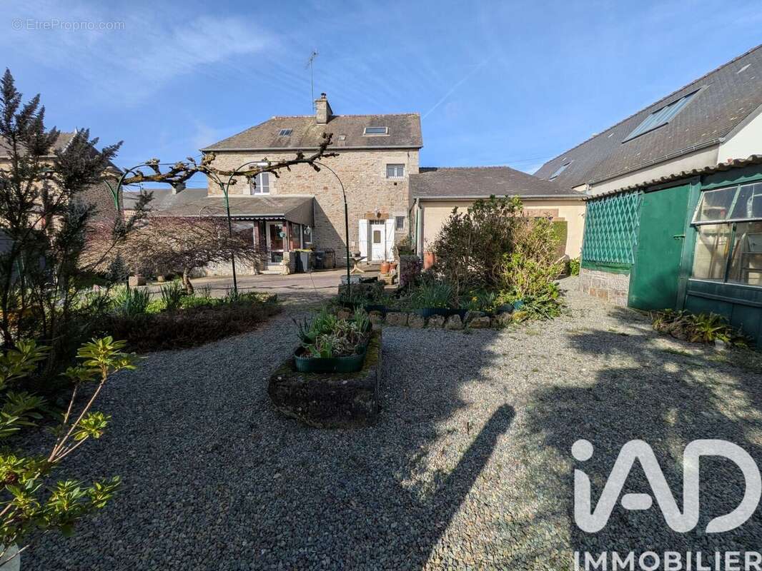 Photo 7 - Maison à LOUVIGNE-DU-DESERT