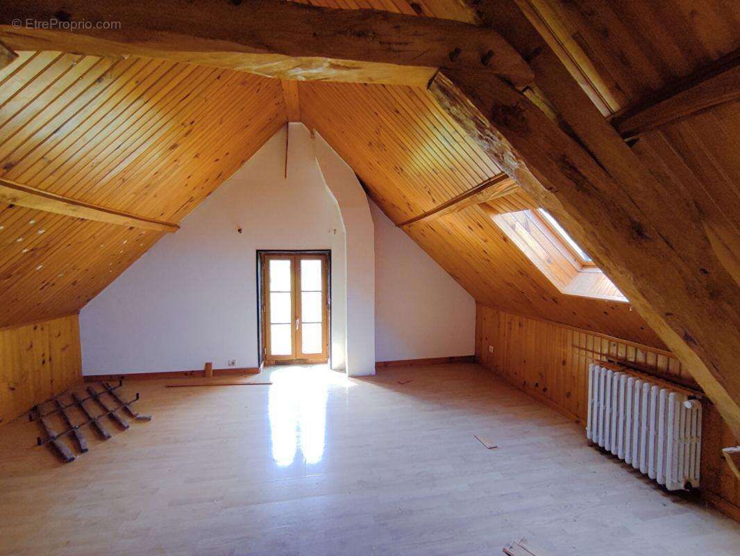 Longère Chaumussay 5 pièce(s) 109 m2 sur 2 Ha - photo 13