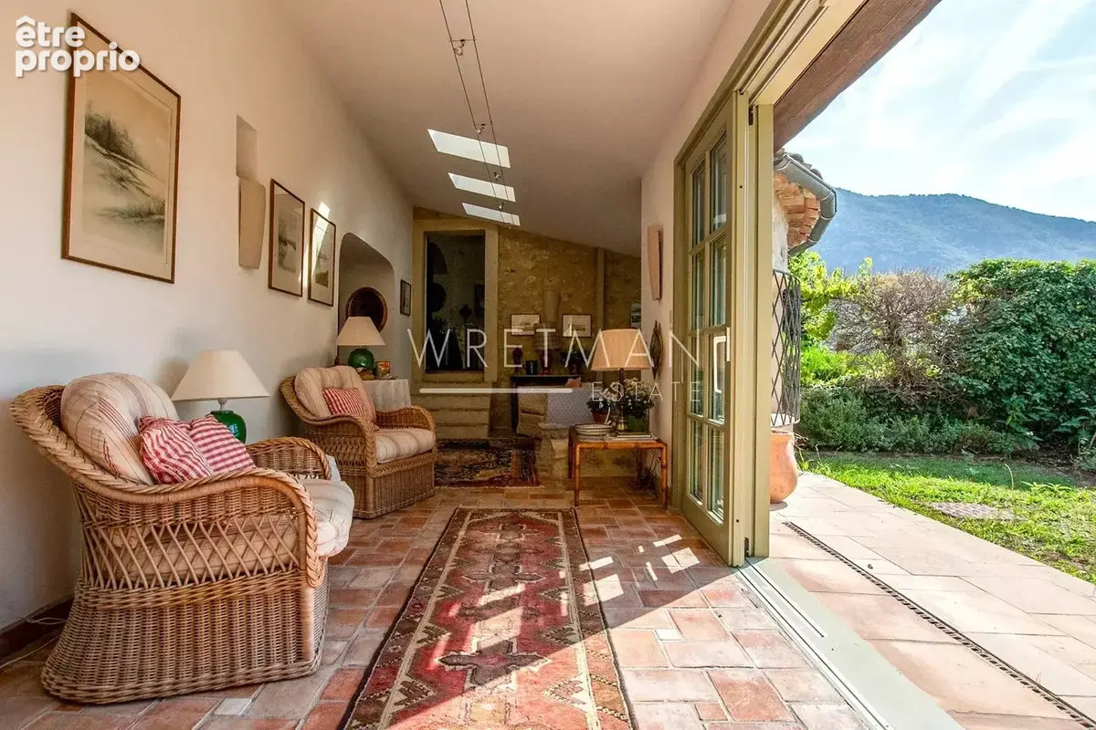 Bastide ancienne en pierre a vendre pres du village le bar-sur-loup 895 000€ - photo 4