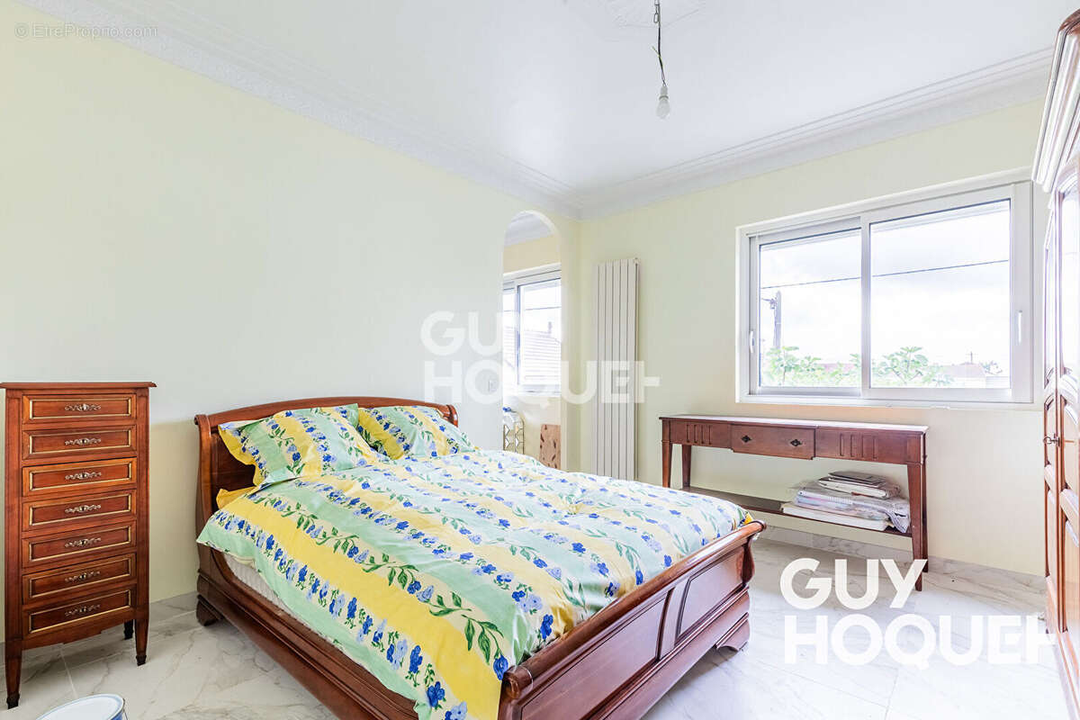 Maison à JUVISY-SUR-ORGE