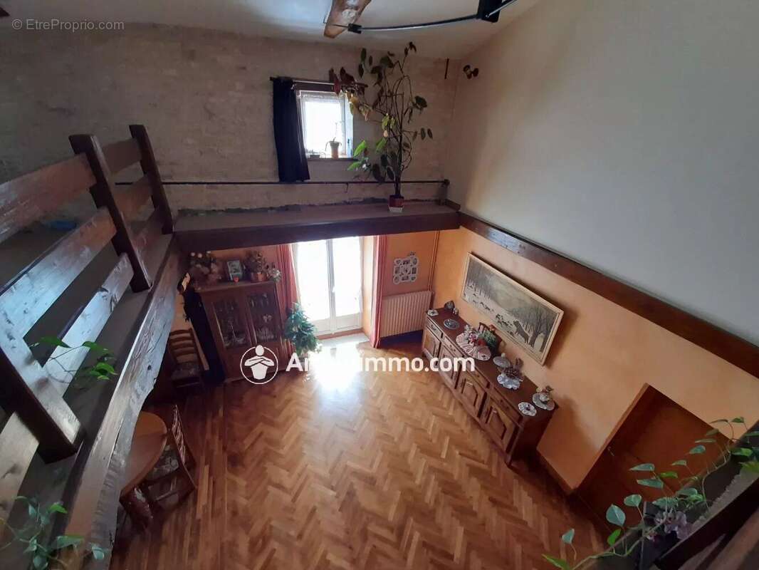 Maison à ROMAZIERES