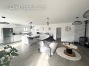 Photo 1 - Maison à MOUTIERS-LES-MAUXFAITS