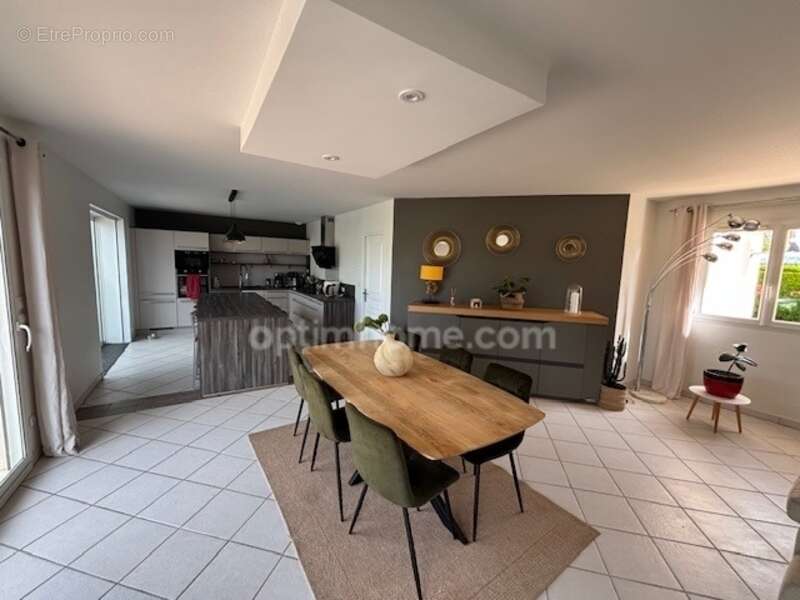 Maison à SAINT-AUBIN-ROUTOT