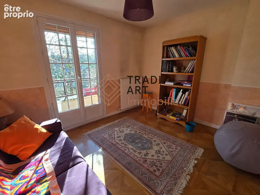 Maison individuelle et familiale proche de toutes commodités - photo 8