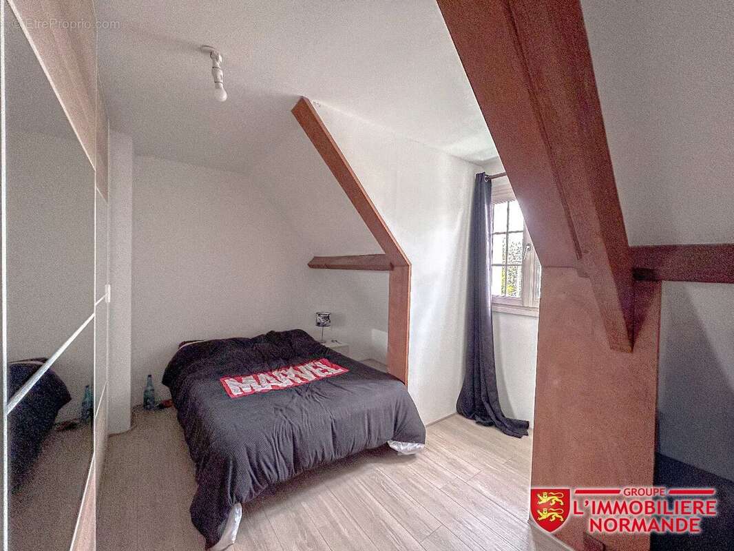 Maison à ROSNY-SUR-SEINE