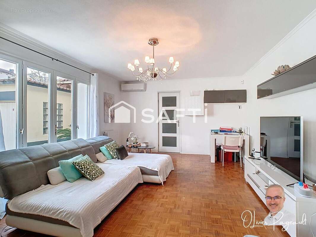 Photo 4 - Maison à LYON-8E