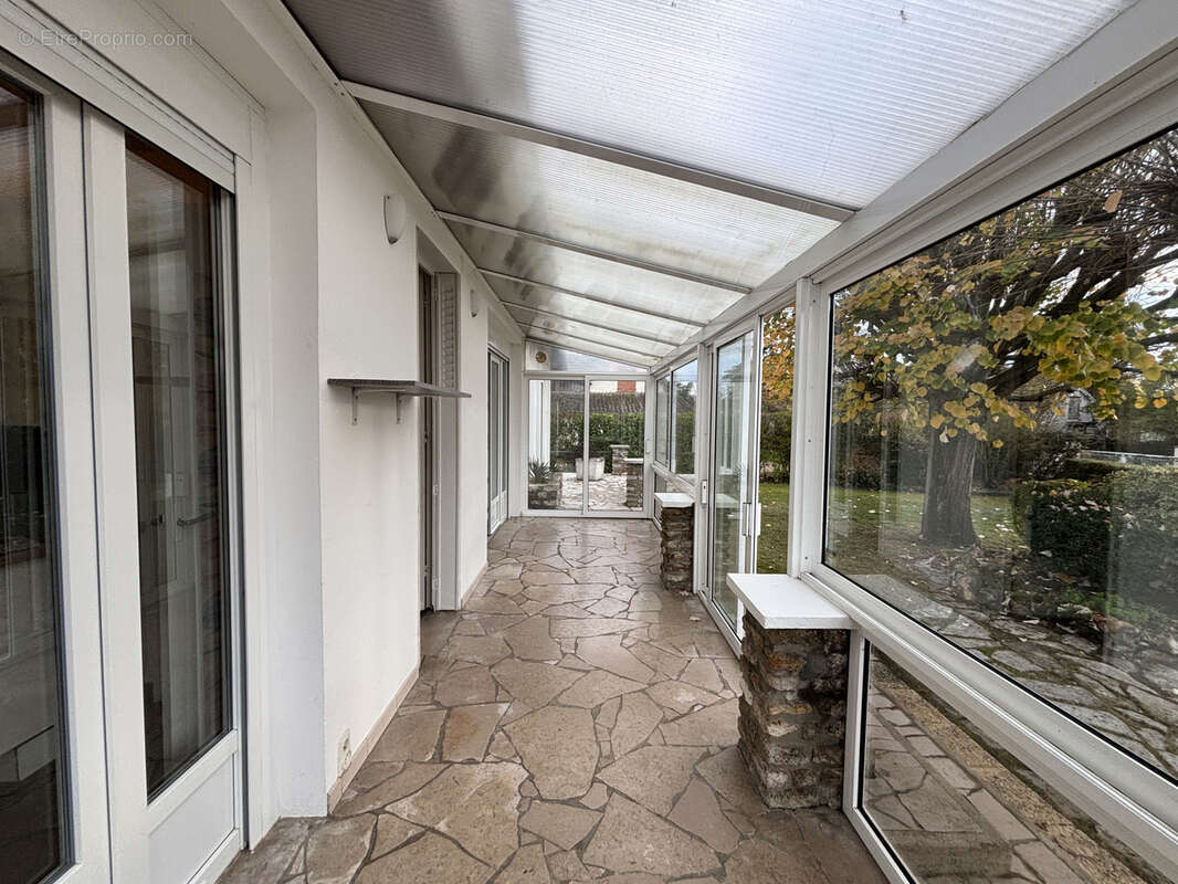 Maison à PRESSAGNY-L&#039;ORGUEILLEUX