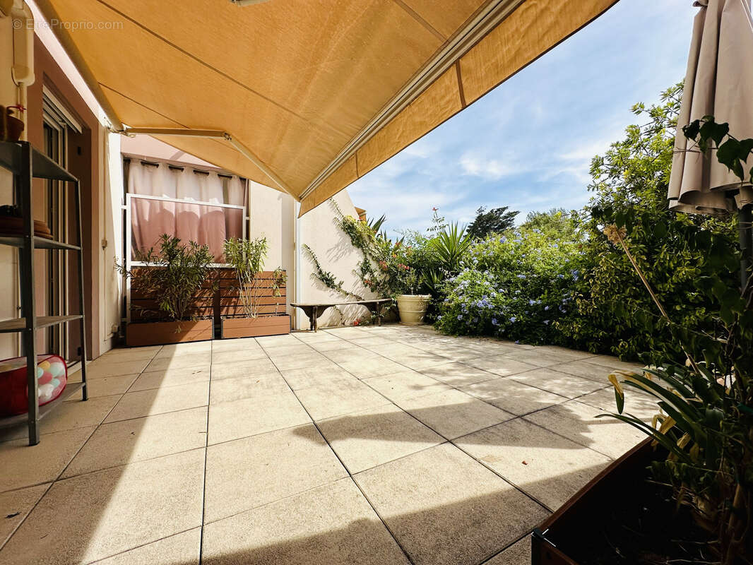 - lattes vasque - appartement sur l'eau de 75m2 + 30m2 de terrasse, residence premium, garage + parking - photo 9