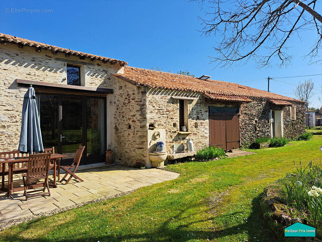 Maison à LA LIMOUZINIERE