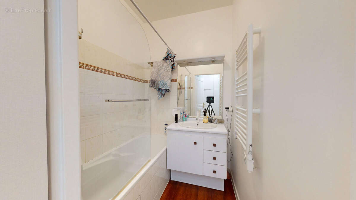 Appartement à SAINT-CYR-L'ECOLE