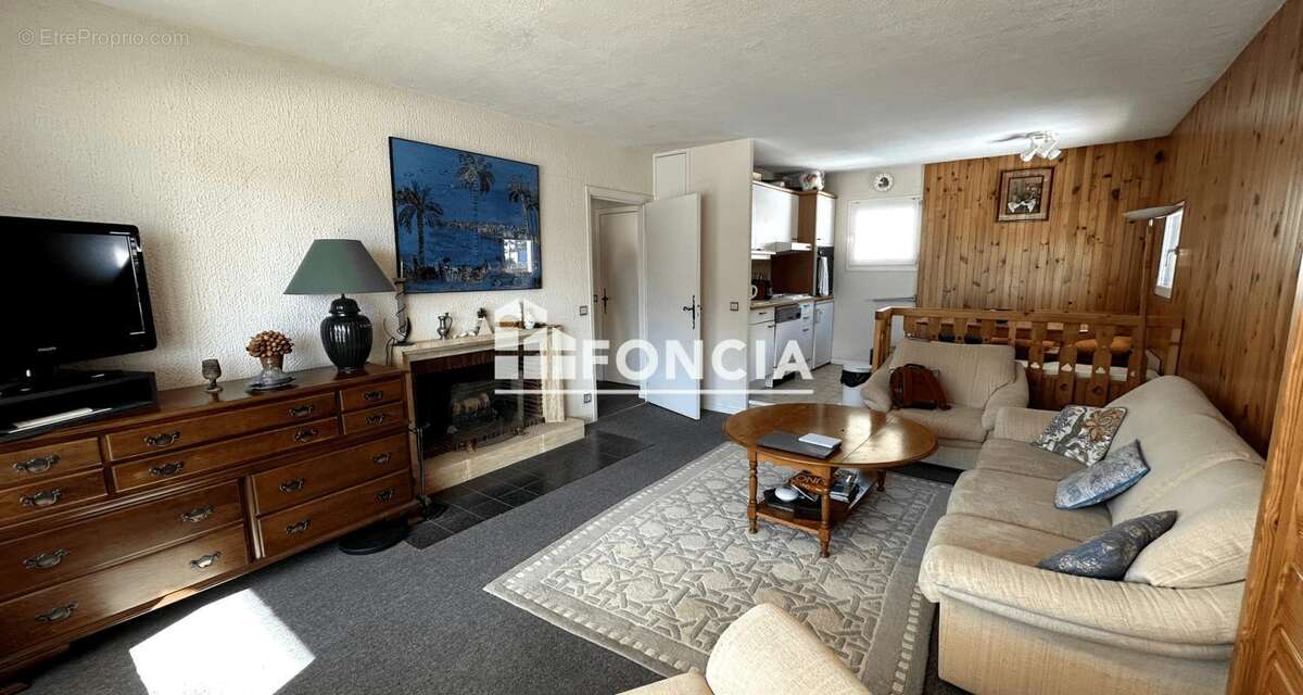 Appartement à SAINT-ETIENNE-DE-TINEE