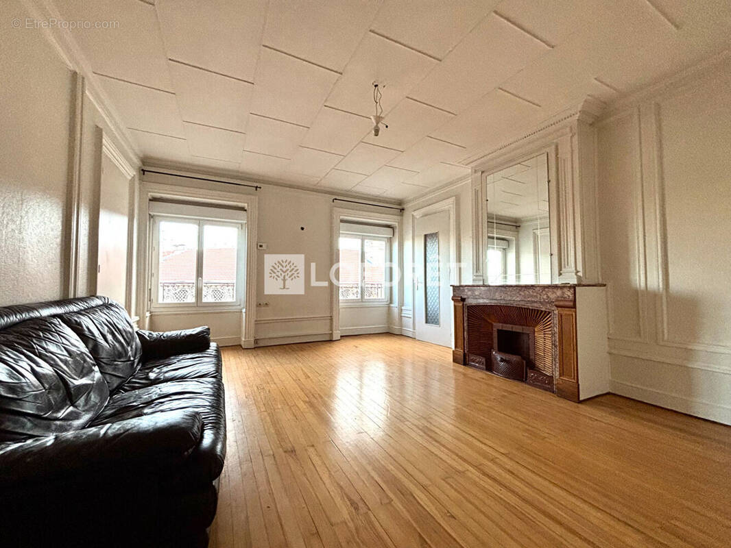 Appartement à GIVORS