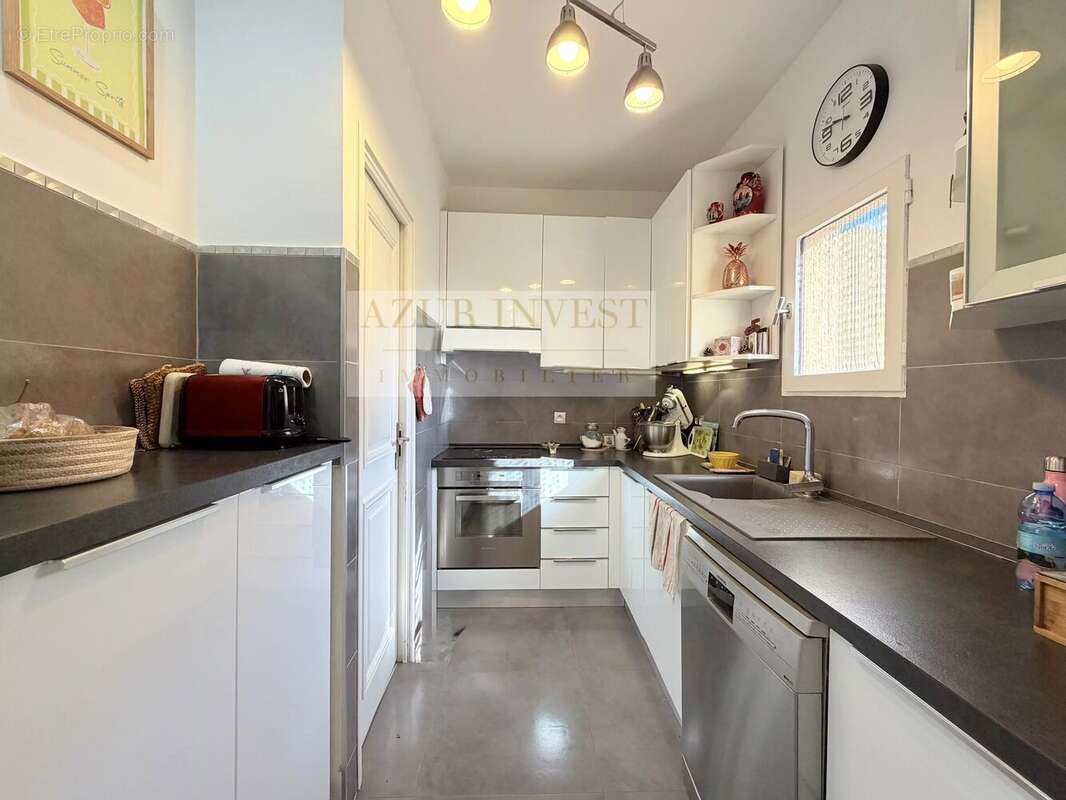Appartement à ROQUEBRUNE-CAP-MARTIN